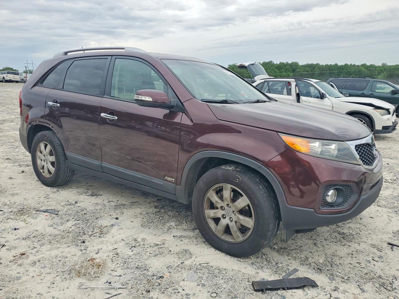 2013 KIA SORENTO LX photo 10