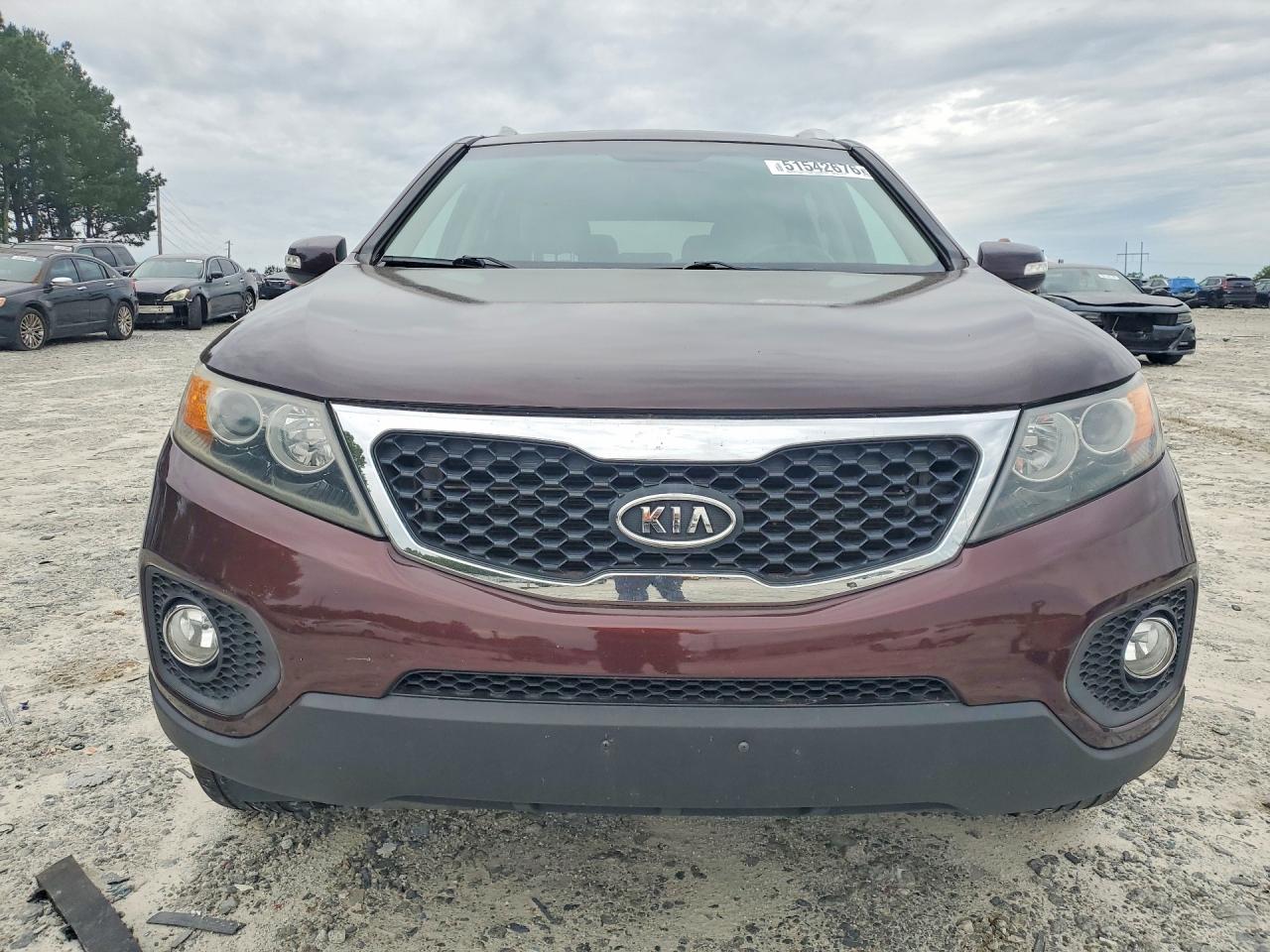 2013 KIA SORENTO LX photo 13