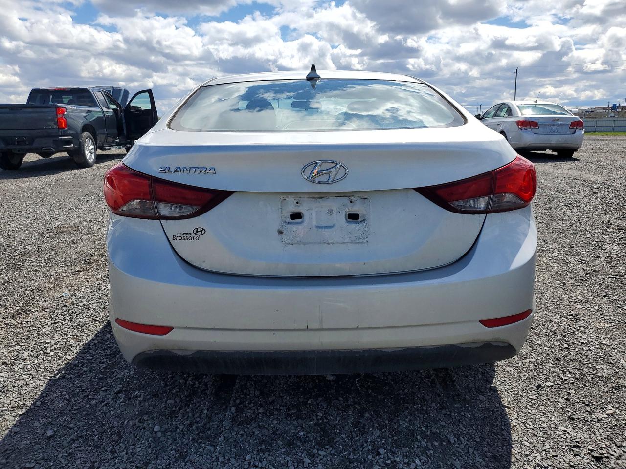 2015 HYUNDAI ELANTRA SE photo 11