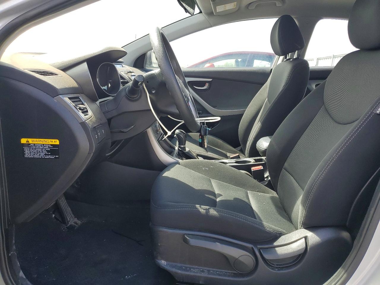 2015 HYUNDAI ELANTRA SE photo 13
