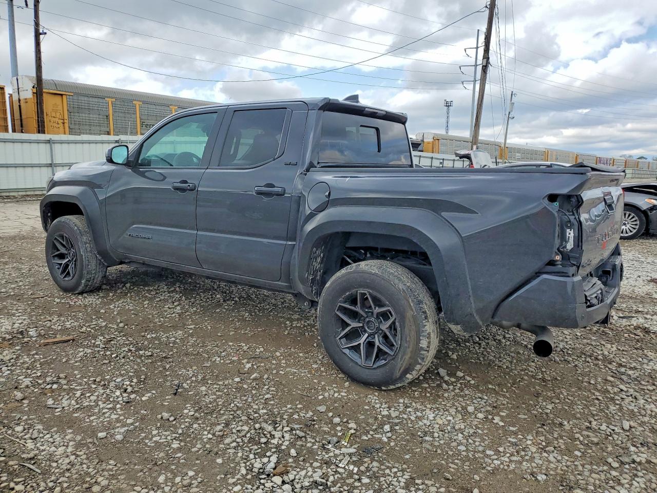 2024 TOYOTA TACOMA SR5 photo 3