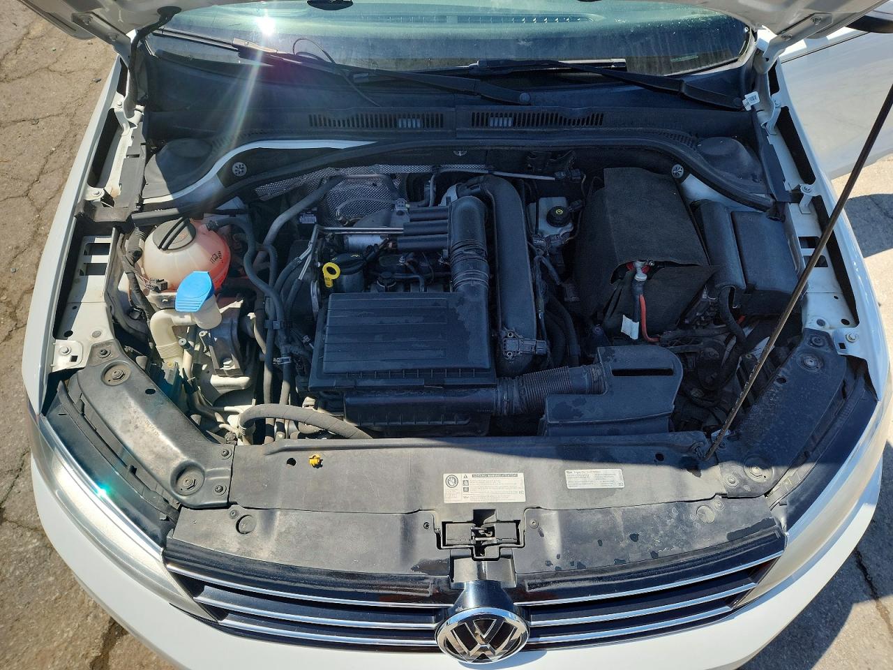 2016 VOLKSWAGEN JETTA SE photo 31