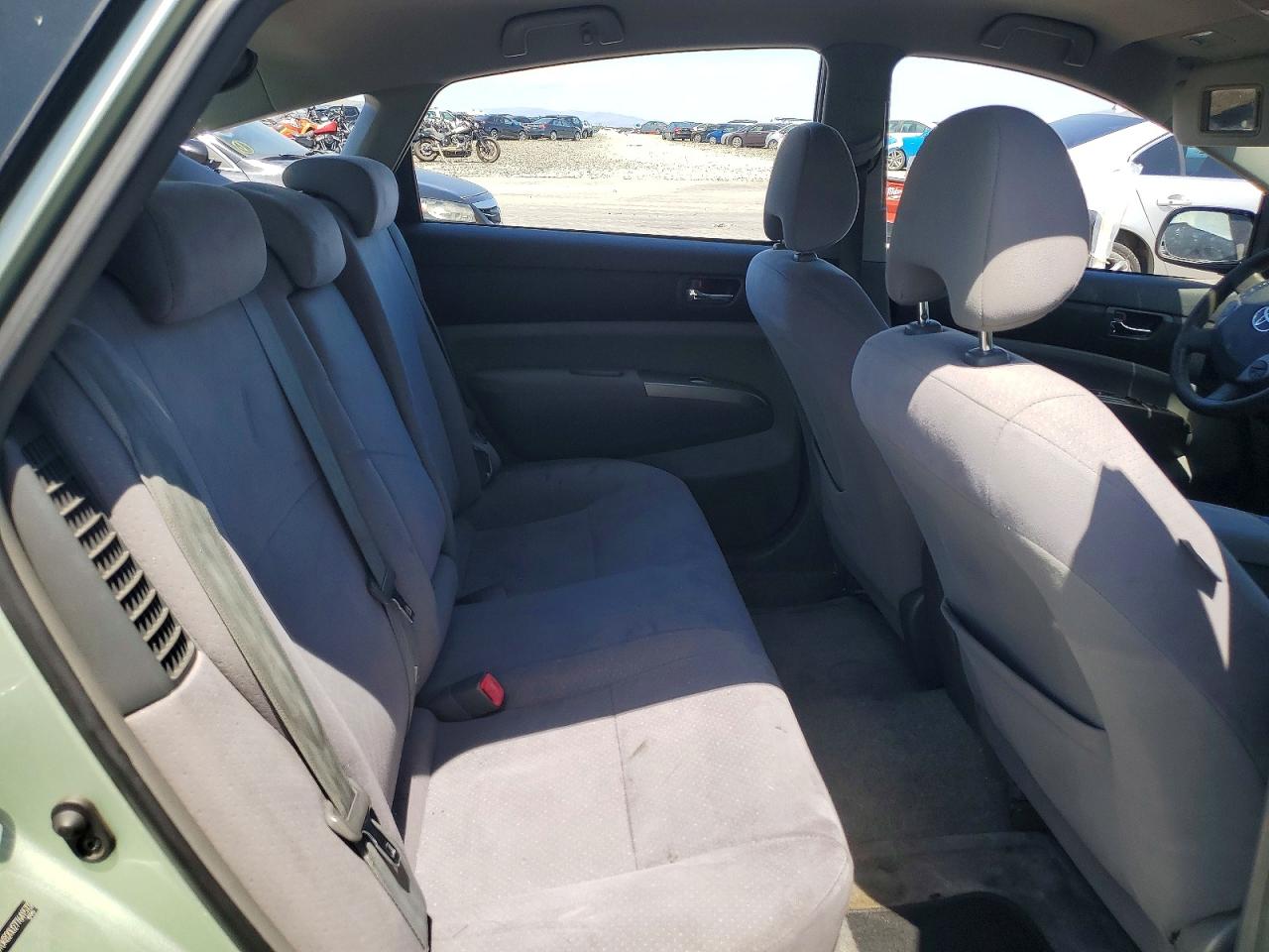 2007 TOYOTA PRIUS BASE photo 19