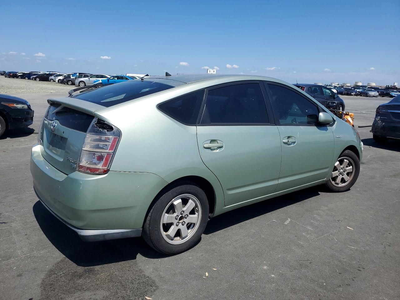 2007 TOYOTA PRIUS BASE photo 5