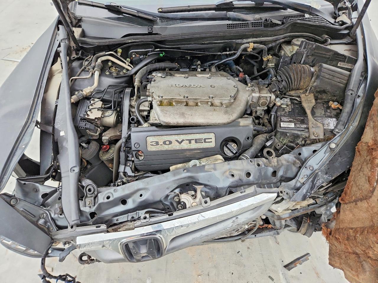2006 HONDA ACCORD LX photo 21