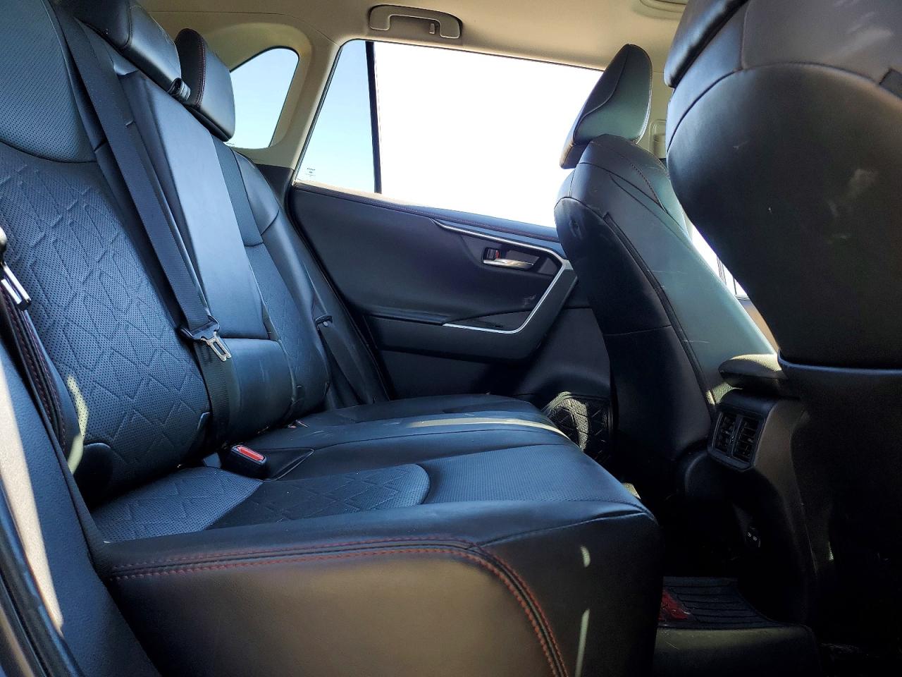 2022 TOYOTA RAV4 TRD OFF ROAD photo 31