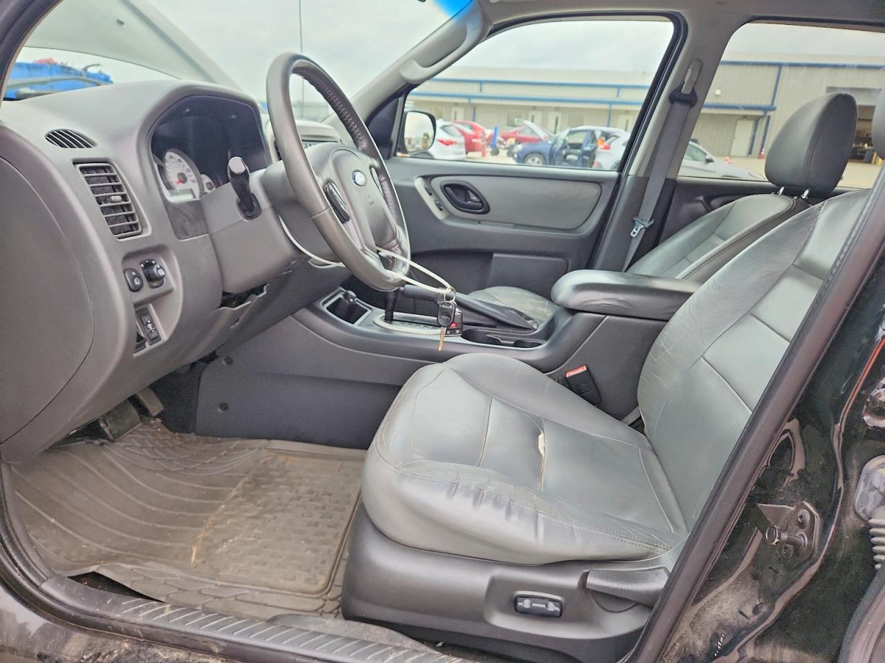 2006 FORD ESCAPE XLT photo 19