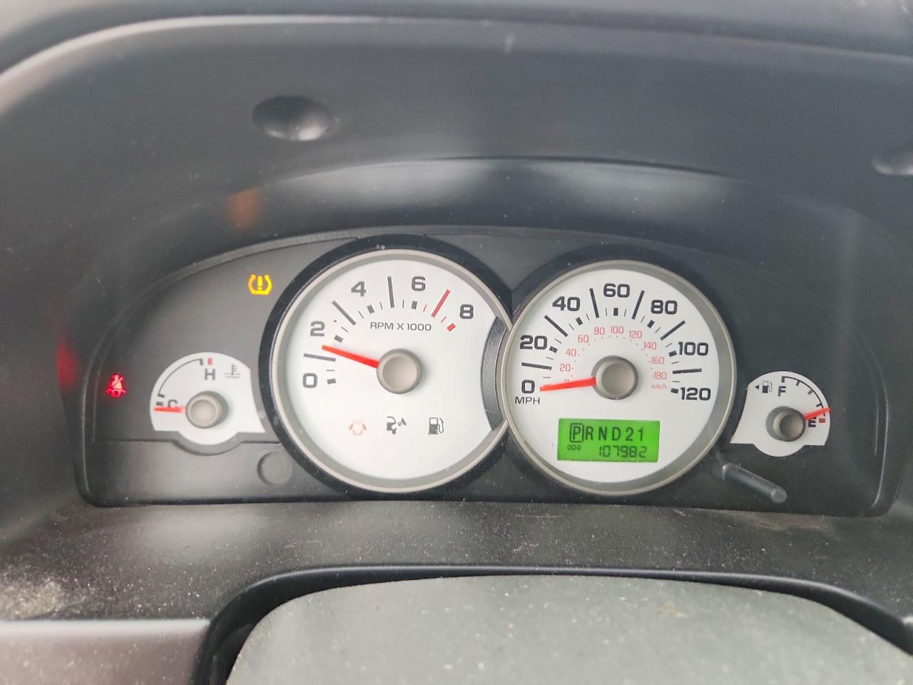 2006 FORD ESCAPE XLT photo 25