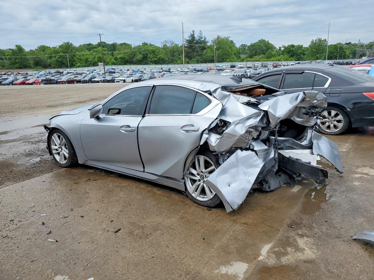 2021 LEXUS IS 300 photo 3