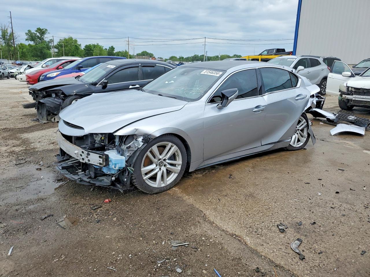 2021 LEXUS IS