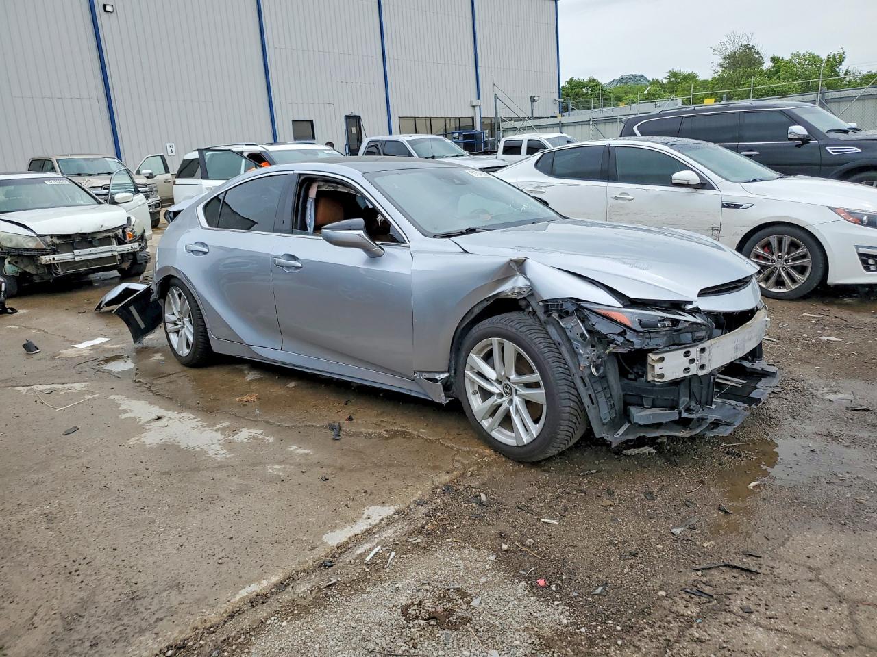 2021 LEXUS IS 300 photo 7