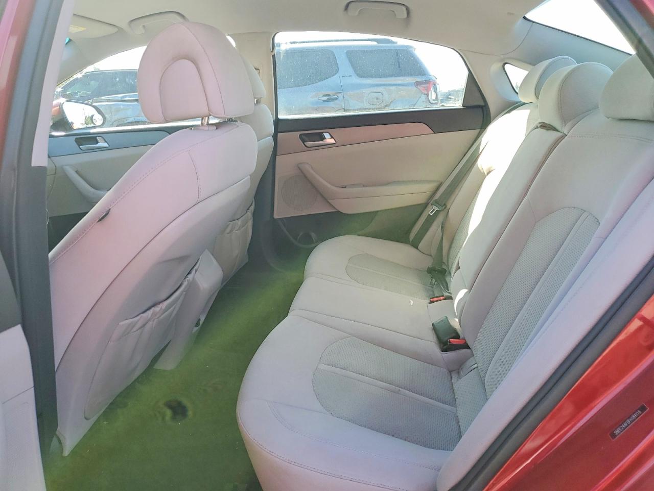 2015 HYUNDAI SONATA SE photo 28