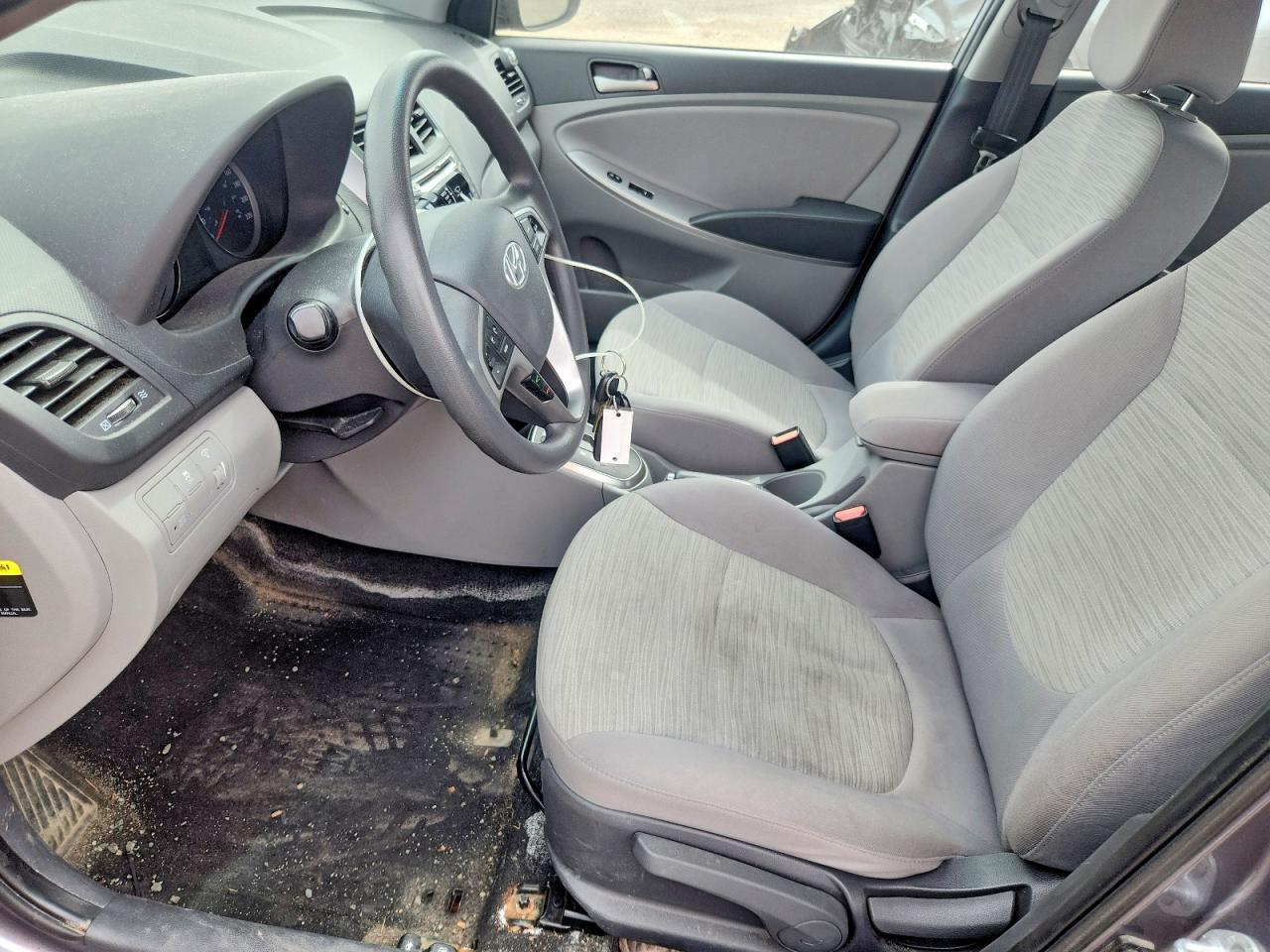 2016 HYUNDAI ACCENT SE photo 19