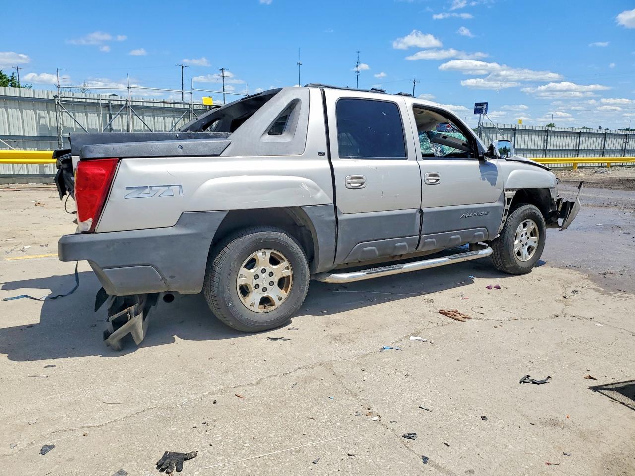 2005 CHEVROLET AVALANCHE K1500 photo 7