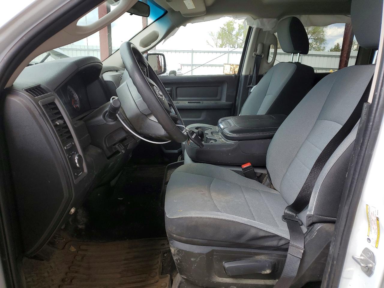 2022 RAM 1500 CLASSIC TRADESMAN photo 13