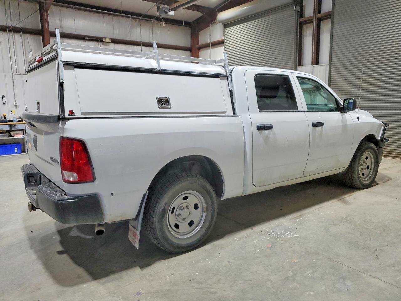 2022 RAM 1500 CLASSIC TRADESMAN photo 5