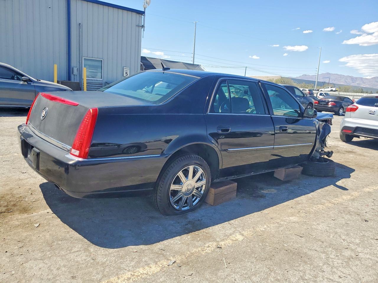 2007 CADILLAC DTS photo 7