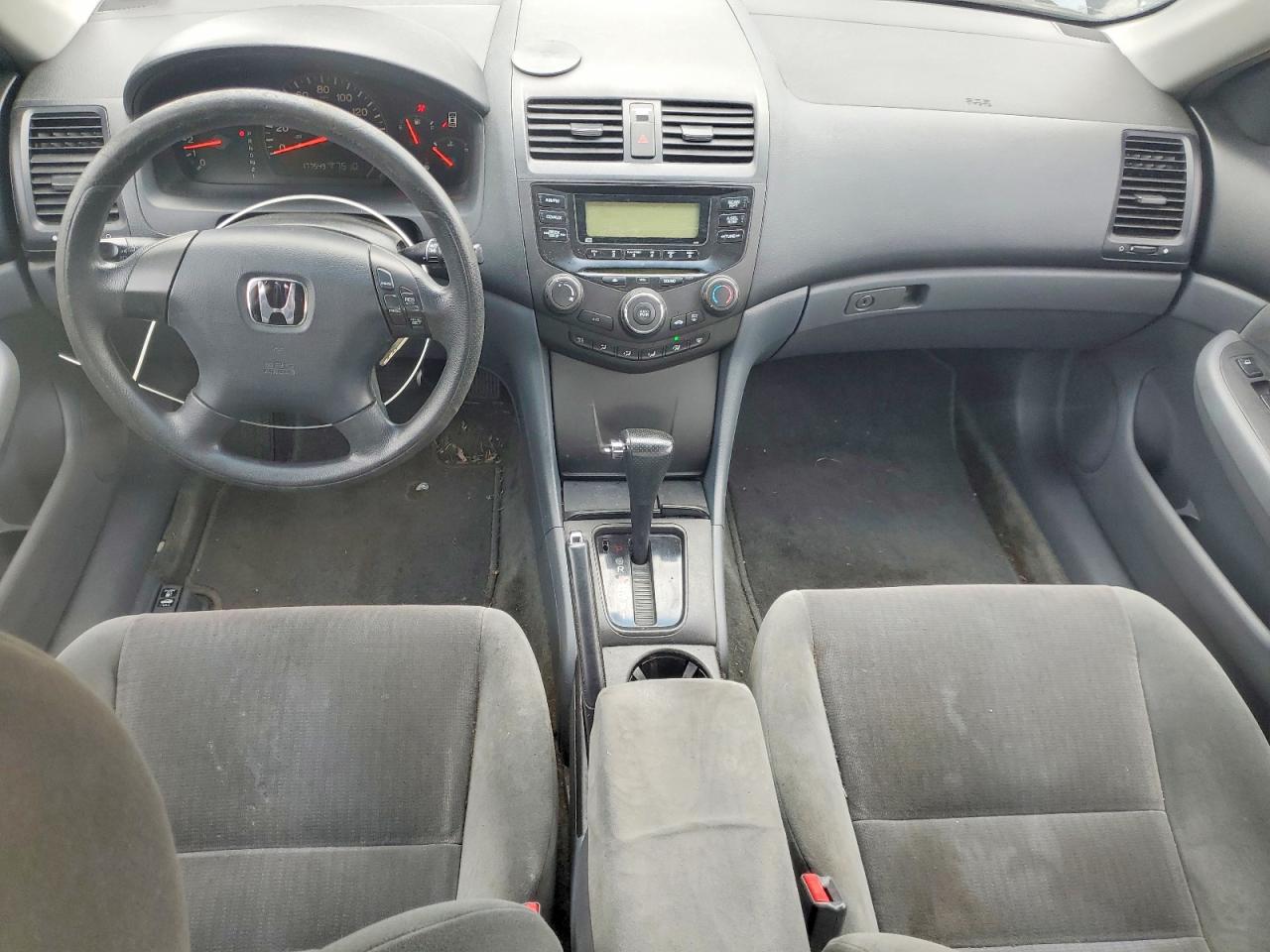 2004 HONDA ACCORD LX photo 15
