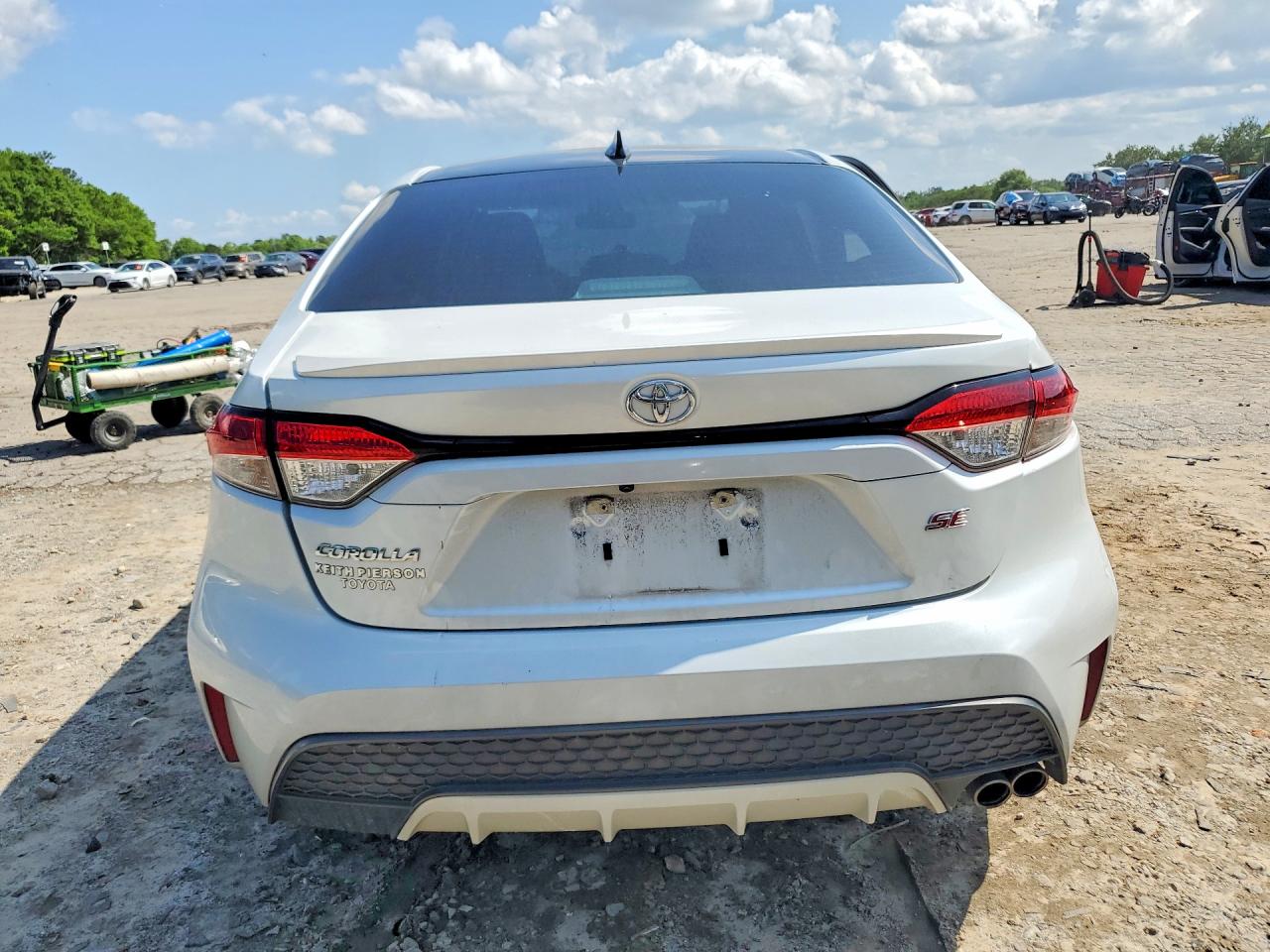 2022 TOYOTA COROLLA SE photo 16