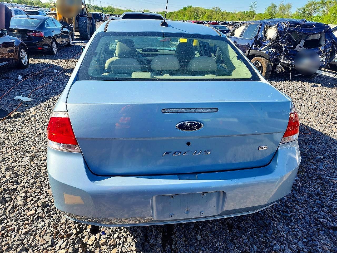 2009 FORD FOCUS SE photo 6