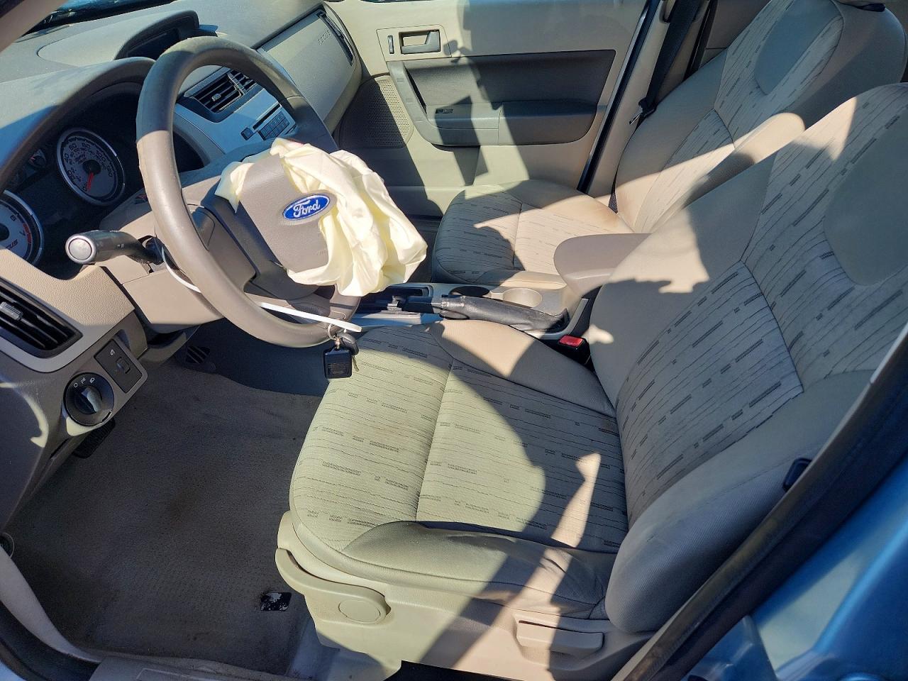 2009 FORD FOCUS SE photo 7