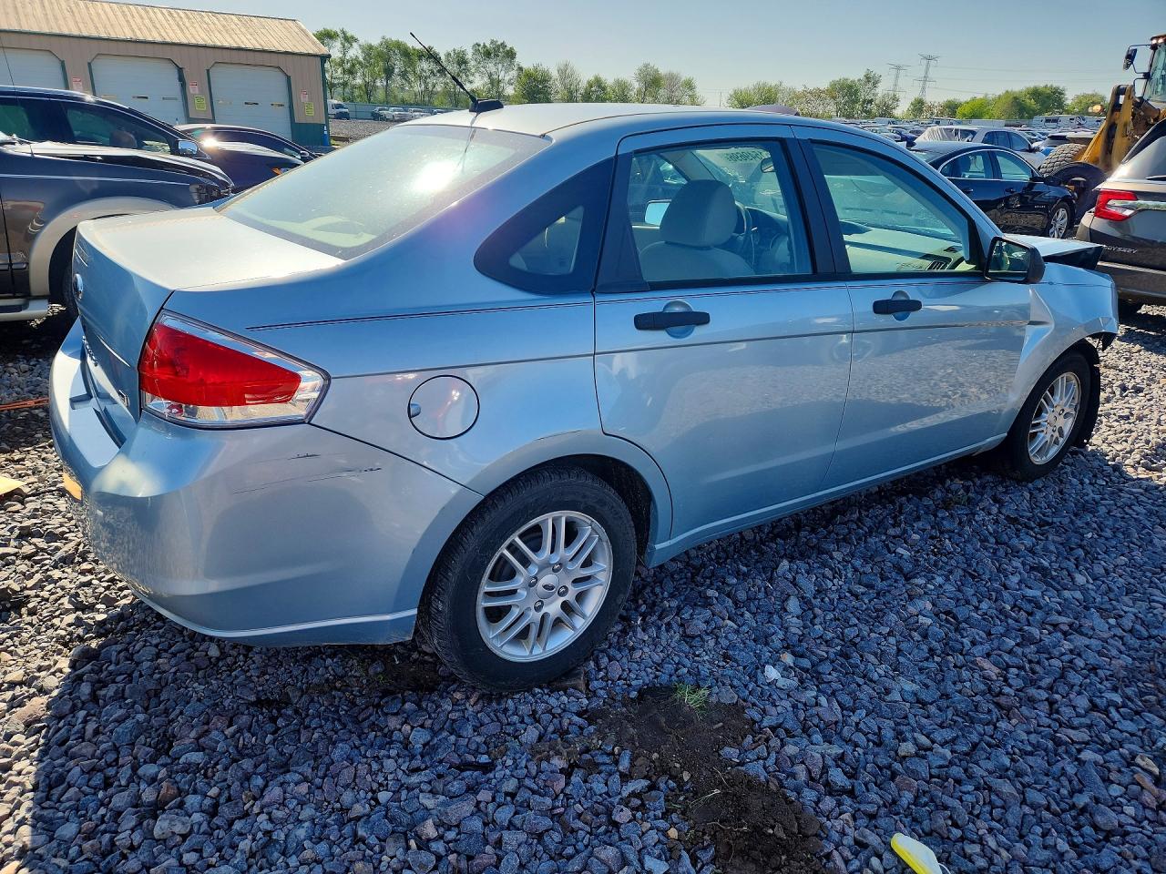 2009 FORD FOCUS SE photo 3