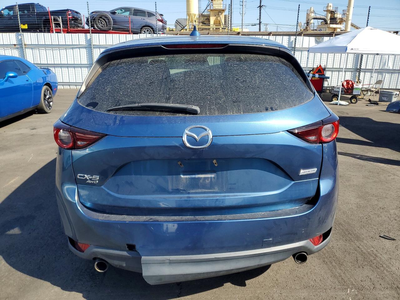 2017 MAZDA CX-5 TOURING photo 16