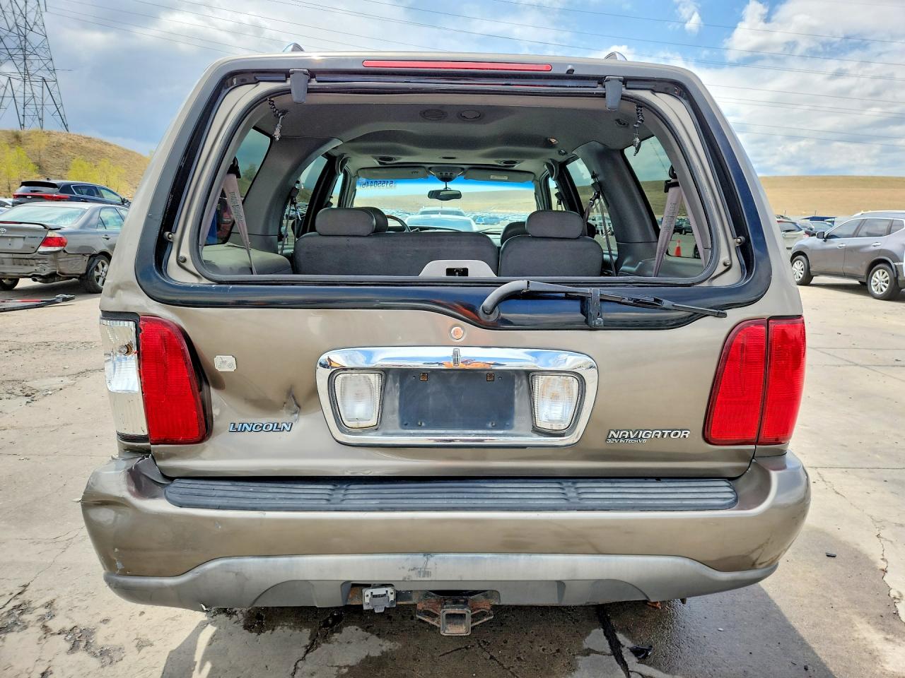 2002 LINCOLN NAVIGATOR photo 11