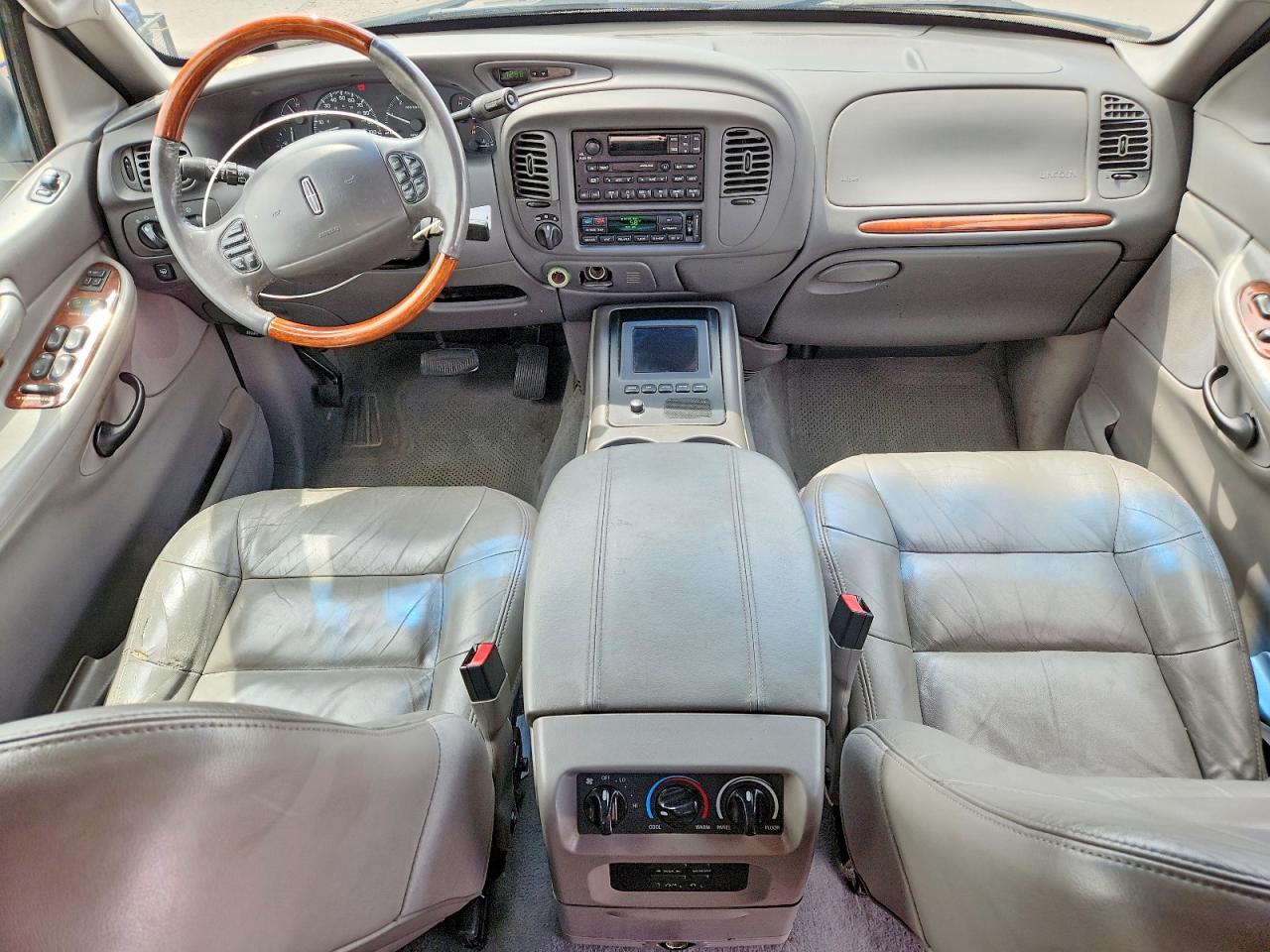 2002 LINCOLN NAVIGATOR photo 15