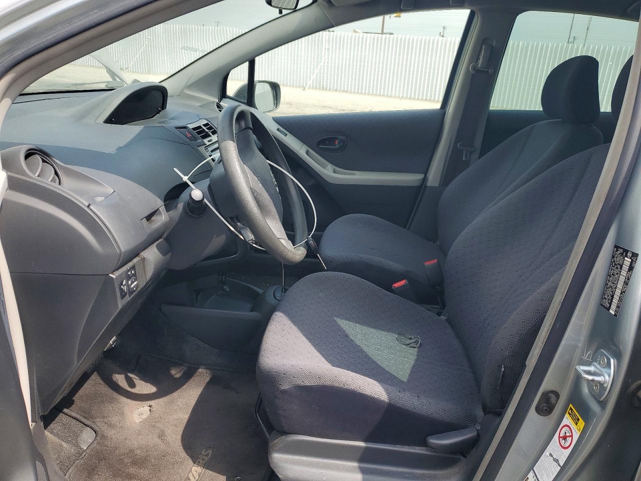 2009 TOYOTA YARIS BASE photo 13