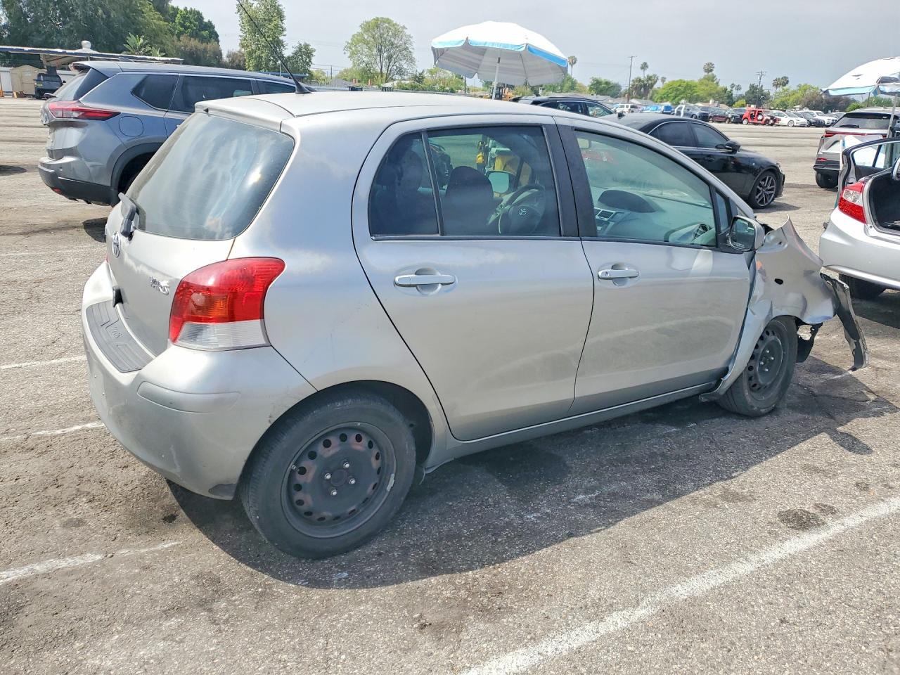 2009 TOYOTA YARIS BASE photo 5