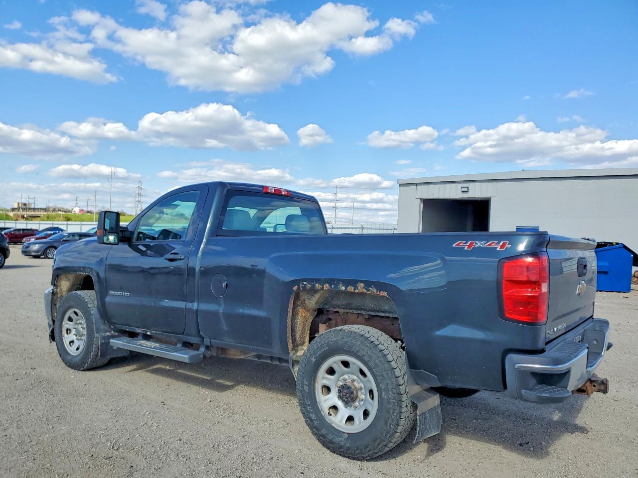2017 CHEVROLET SILVERADO K3500 photo 3