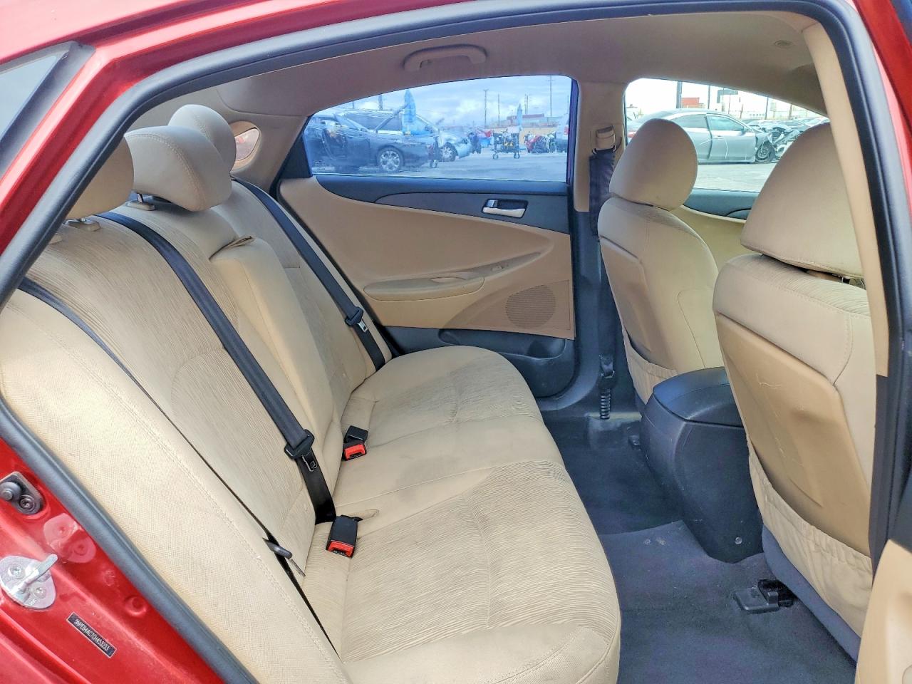 2012 HYUNDAI SONATA GLS photo 28