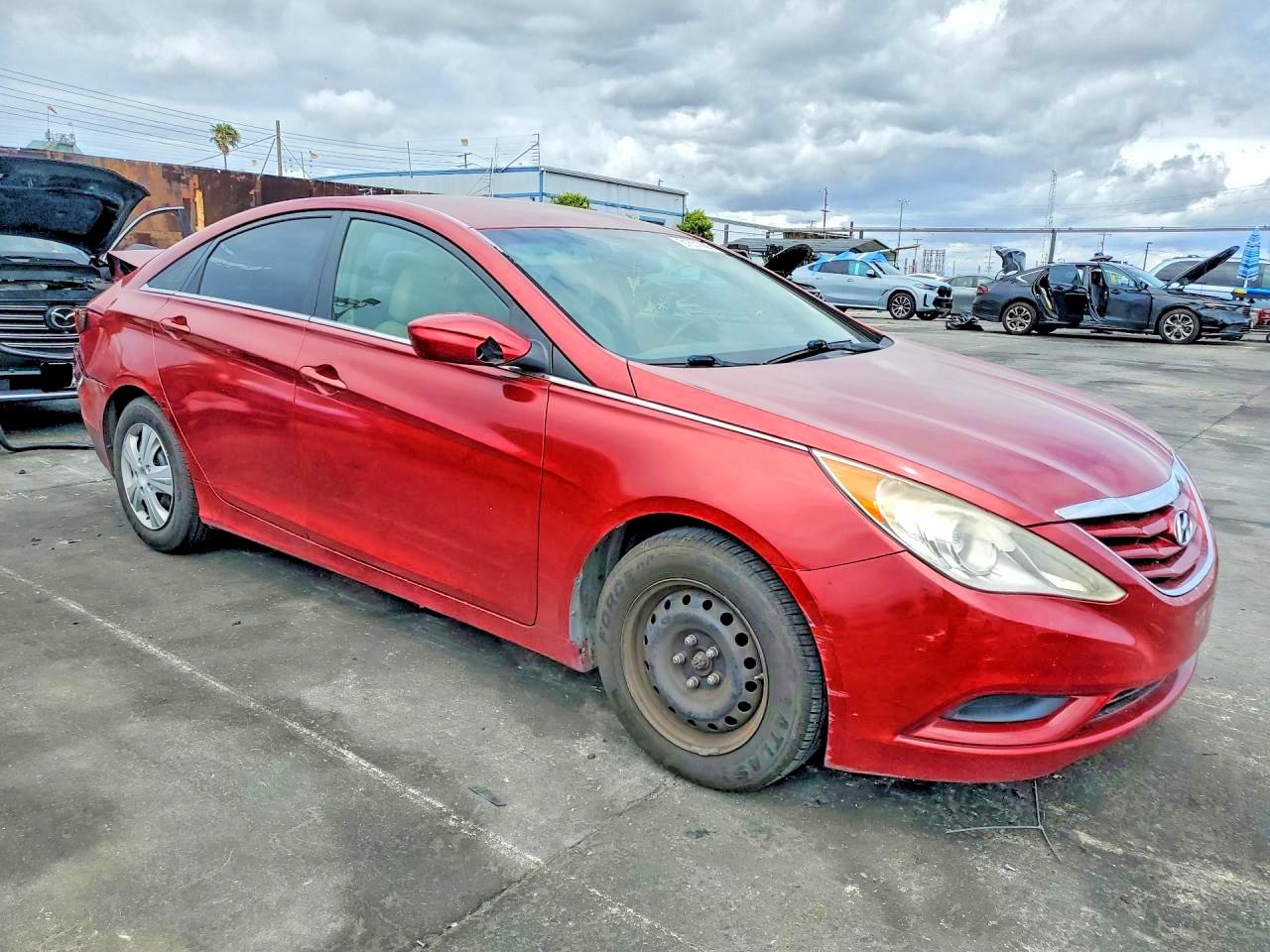 2012 HYUNDAI SONATA GLS photo 10
