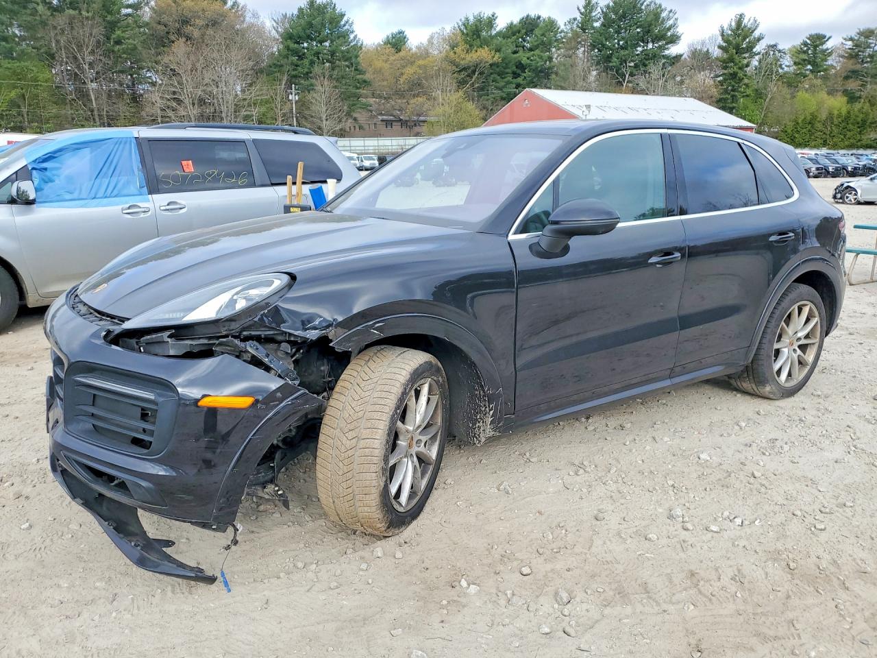2019 PORSCHE CAYENNE