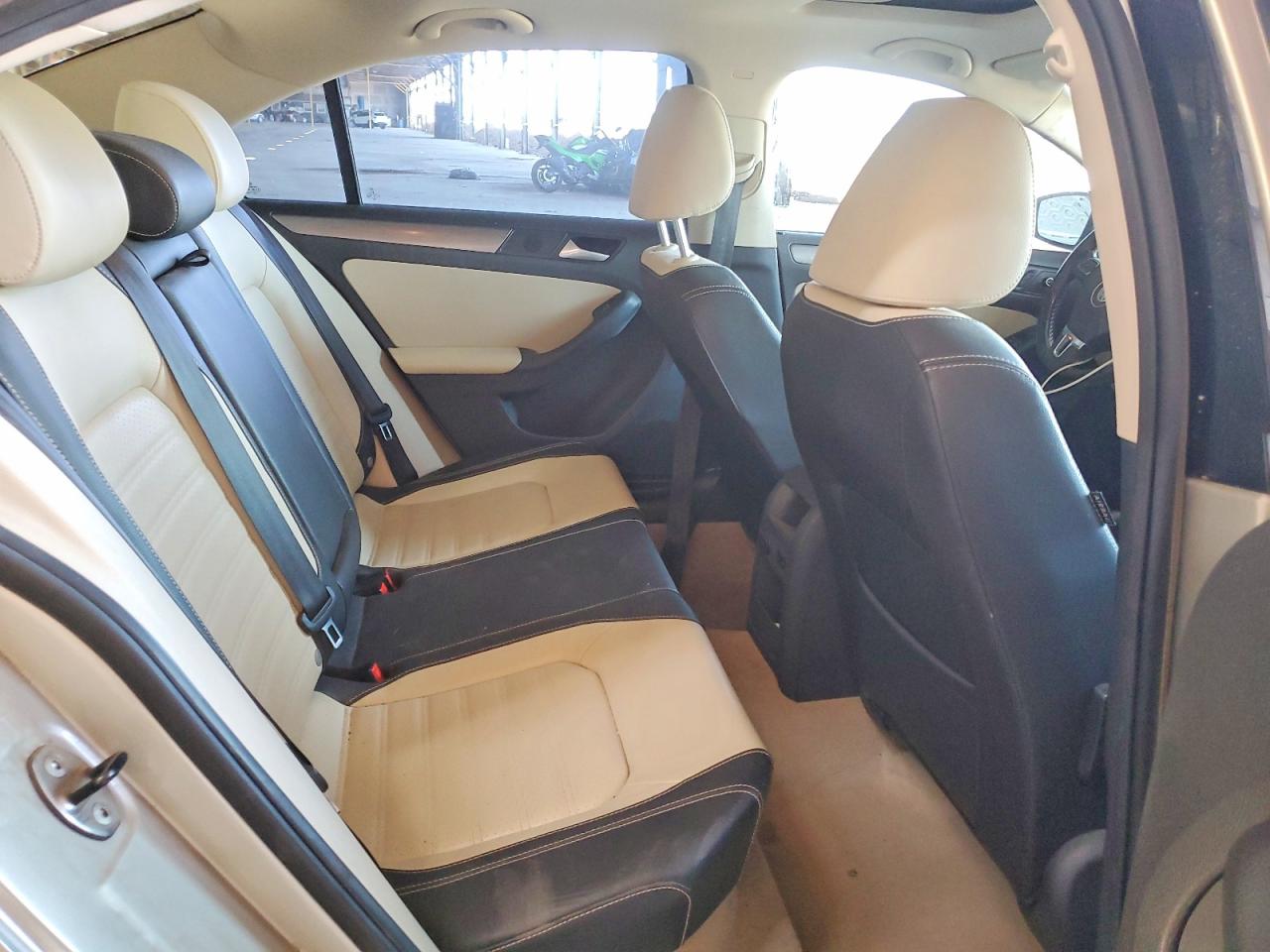 2014 VOLKSWAGEN JETTA SEL photo 19