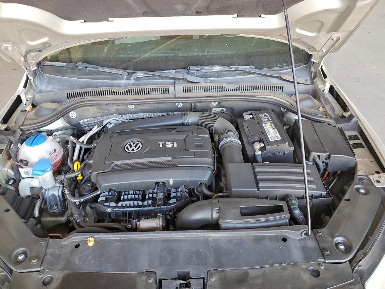 2014 VOLKSWAGEN JETTA SEL photo 21