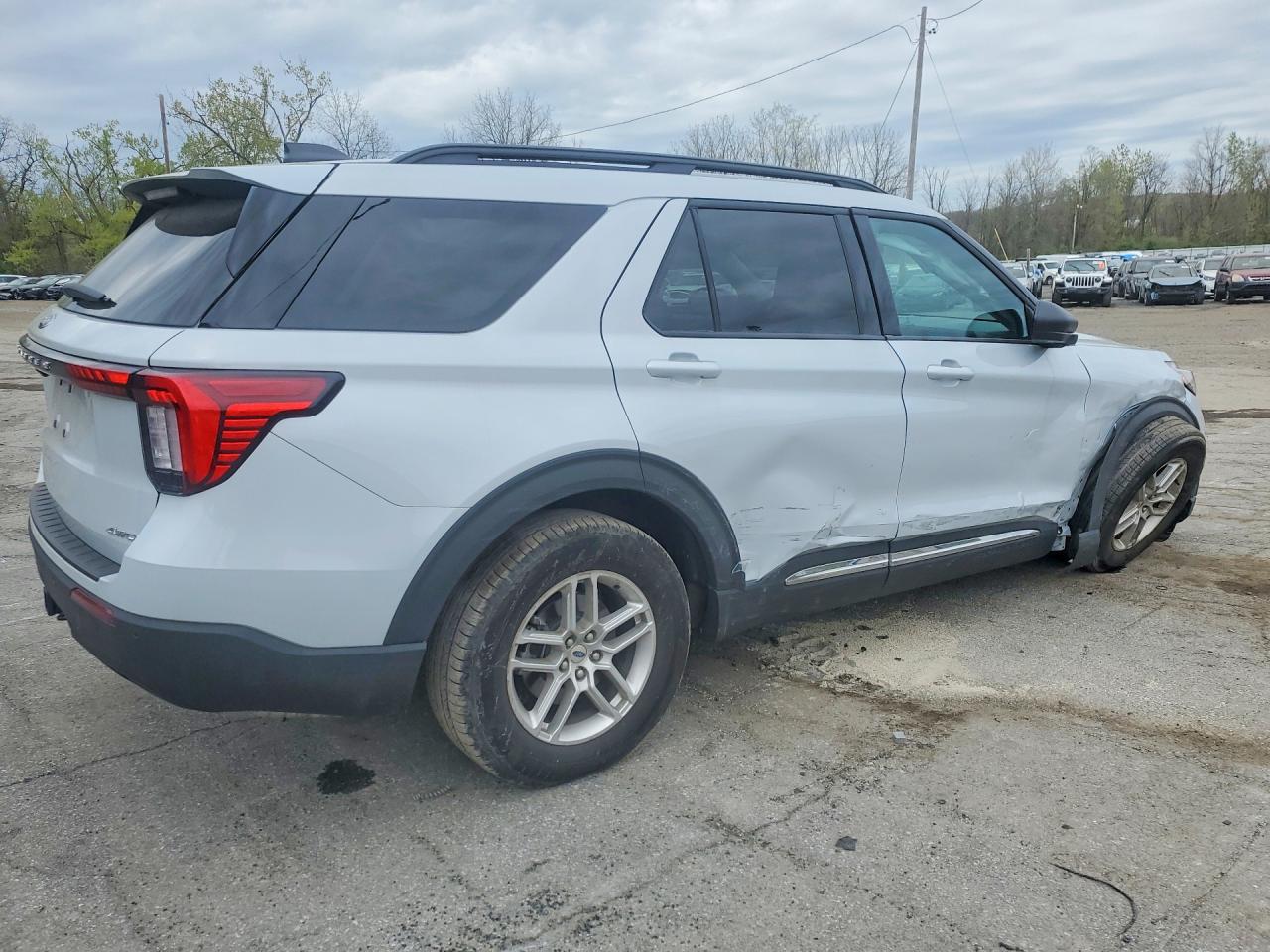 2025 FORD EXPLORER ACTIVE photo 7
