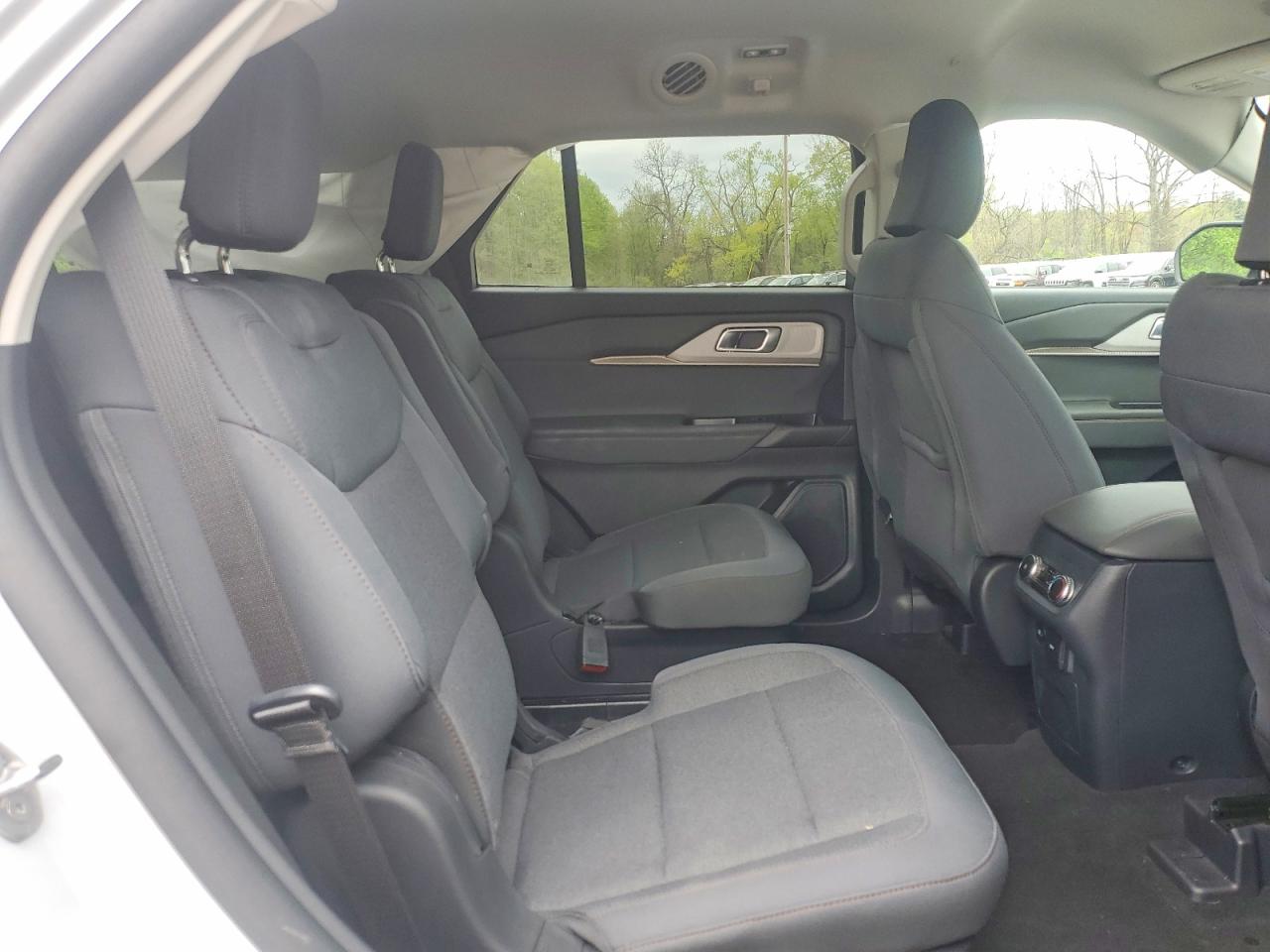 2025 FORD EXPLORER ACTIVE photo 31