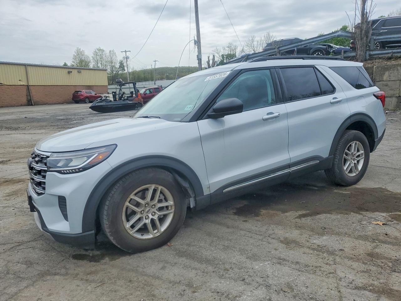 2025 FORD EXPLORER