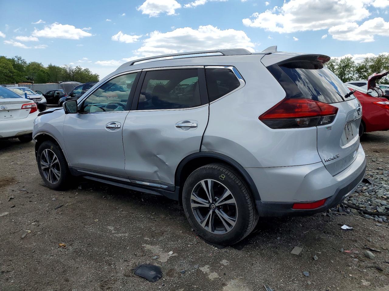 2018 NISSAN ROGUE SL photo 4