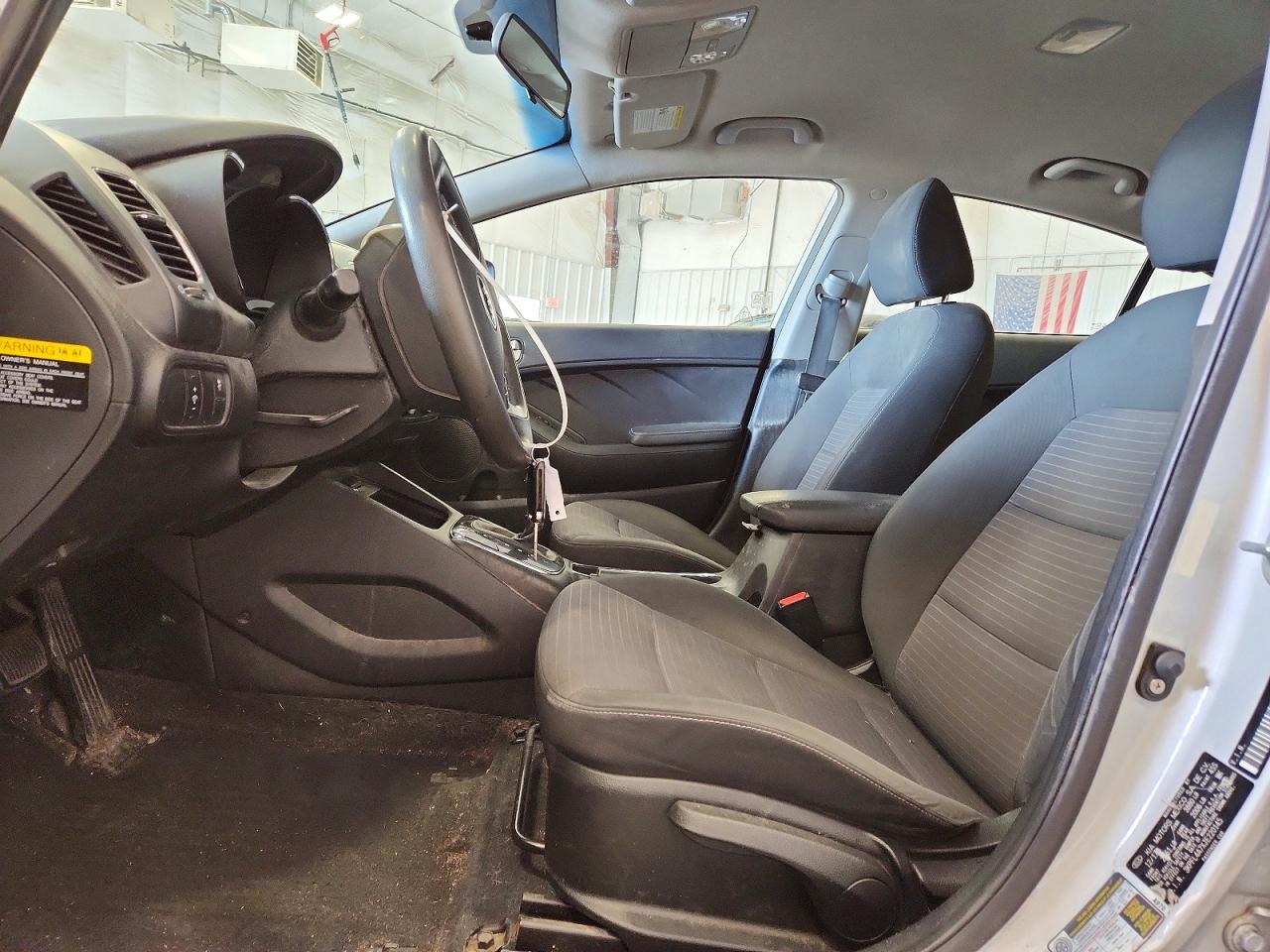 2018 KIA FORTE LX photo 13