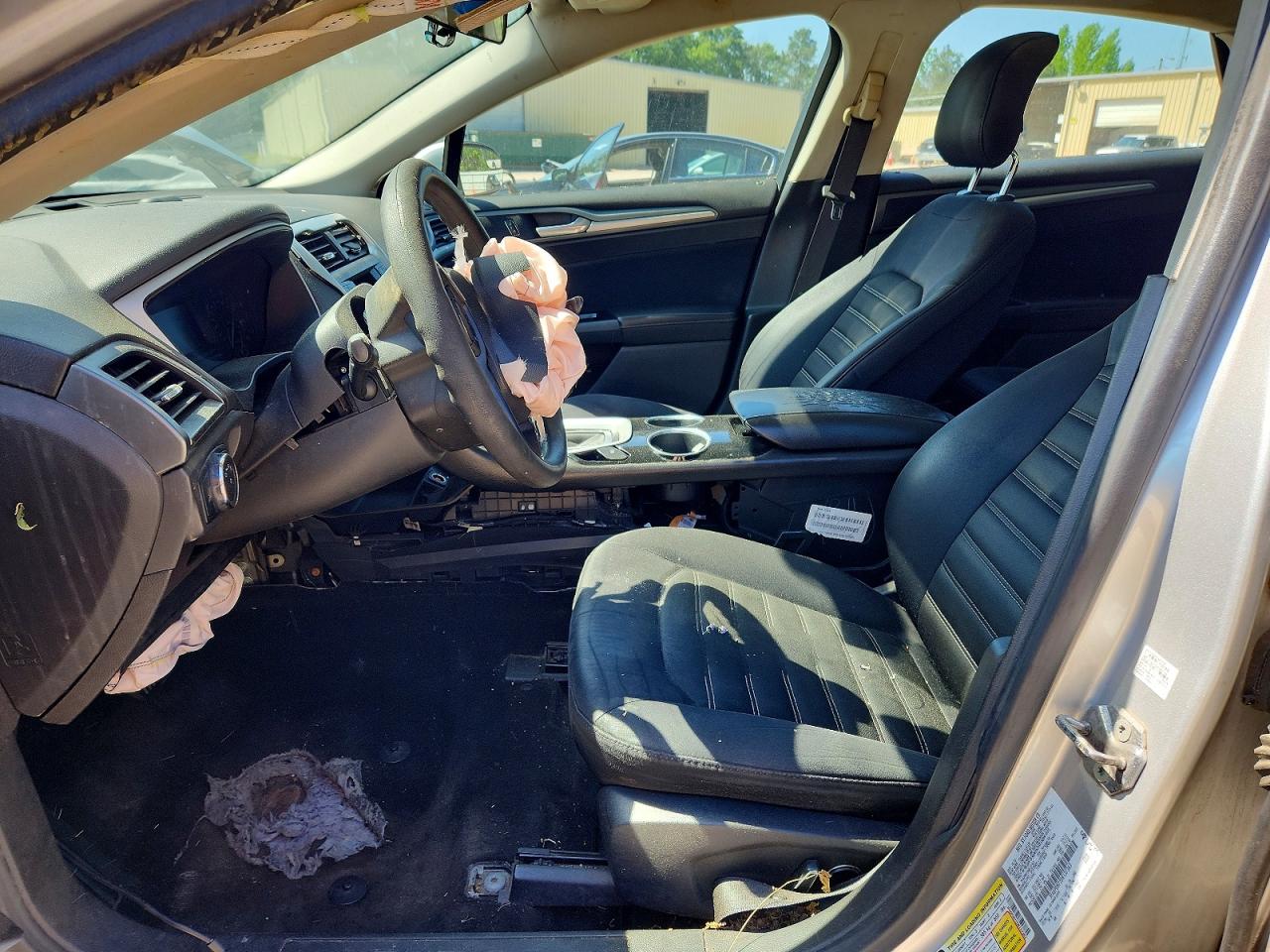 2013 FORD FUSION SE photo 7