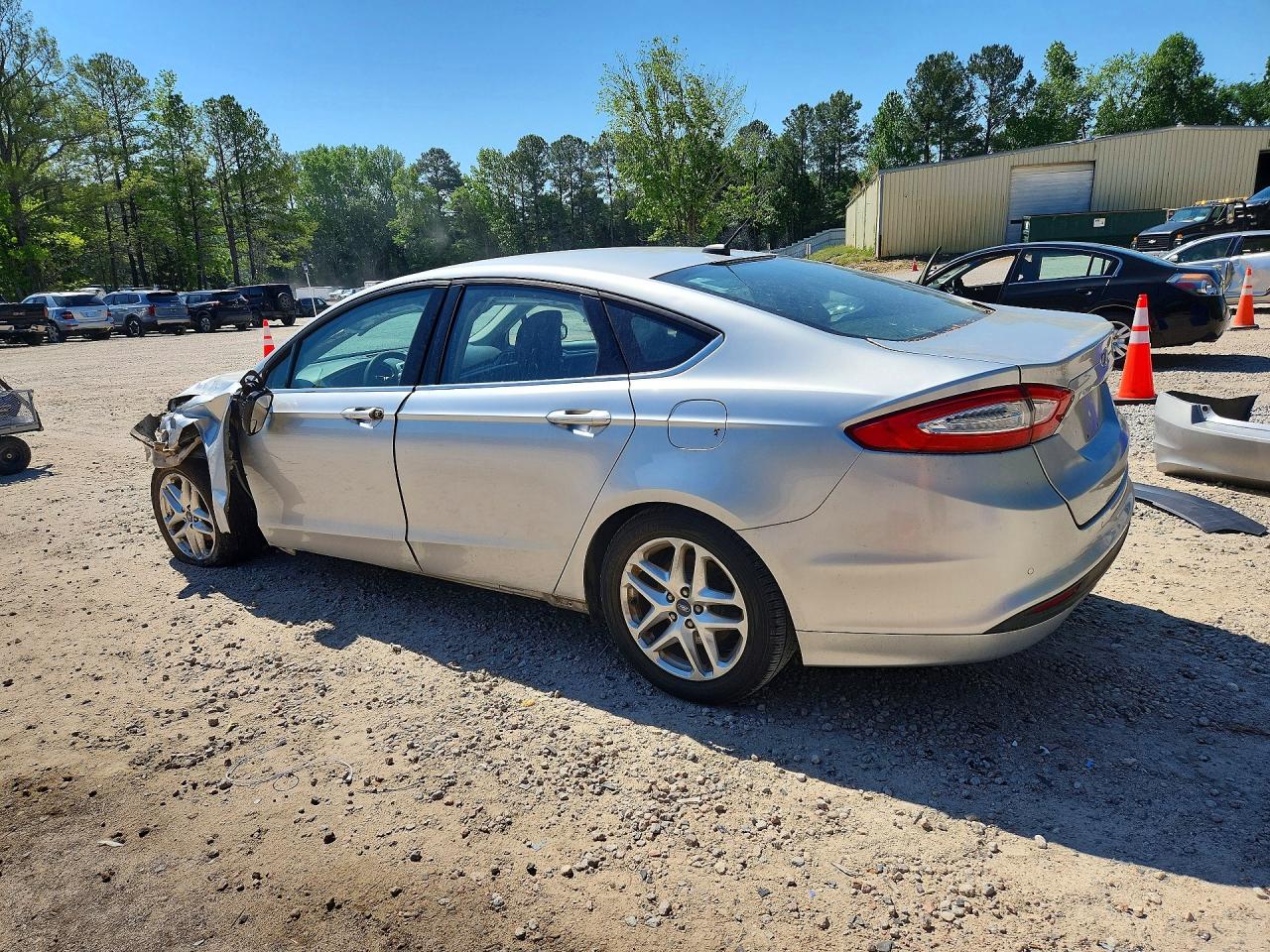 2013 FORD FUSION SE photo 2