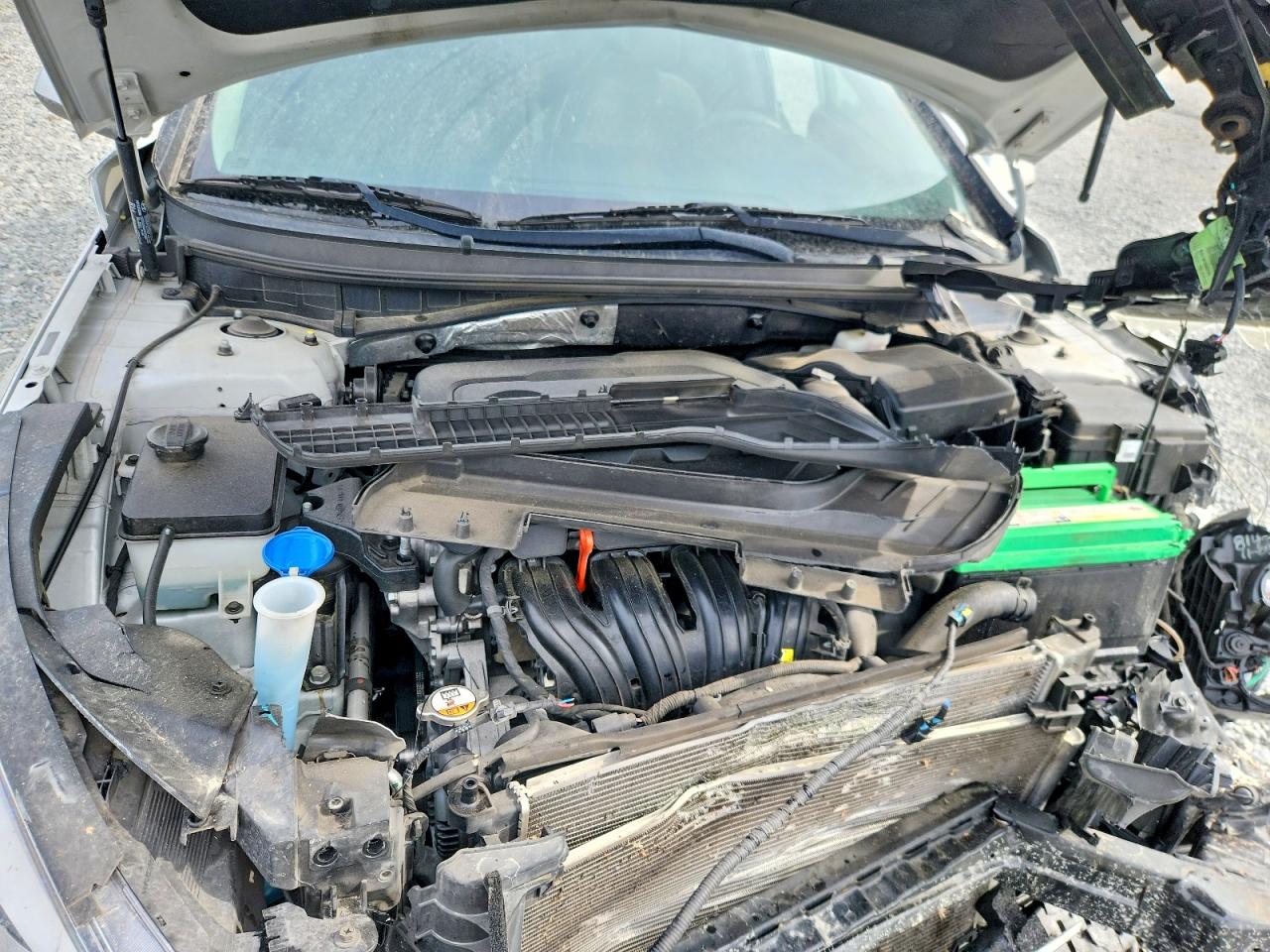 2015 HYUNDAI SONATA SE photo 31