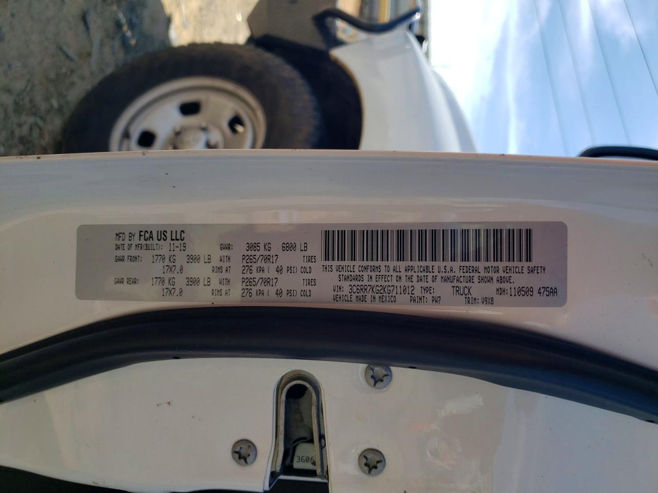 2019 RAM 1500 CLASSIC TRADESMAN photo 12