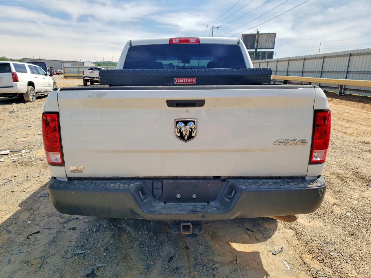 2019 RAM 1500 CLASSIC TRADESMAN photo 6