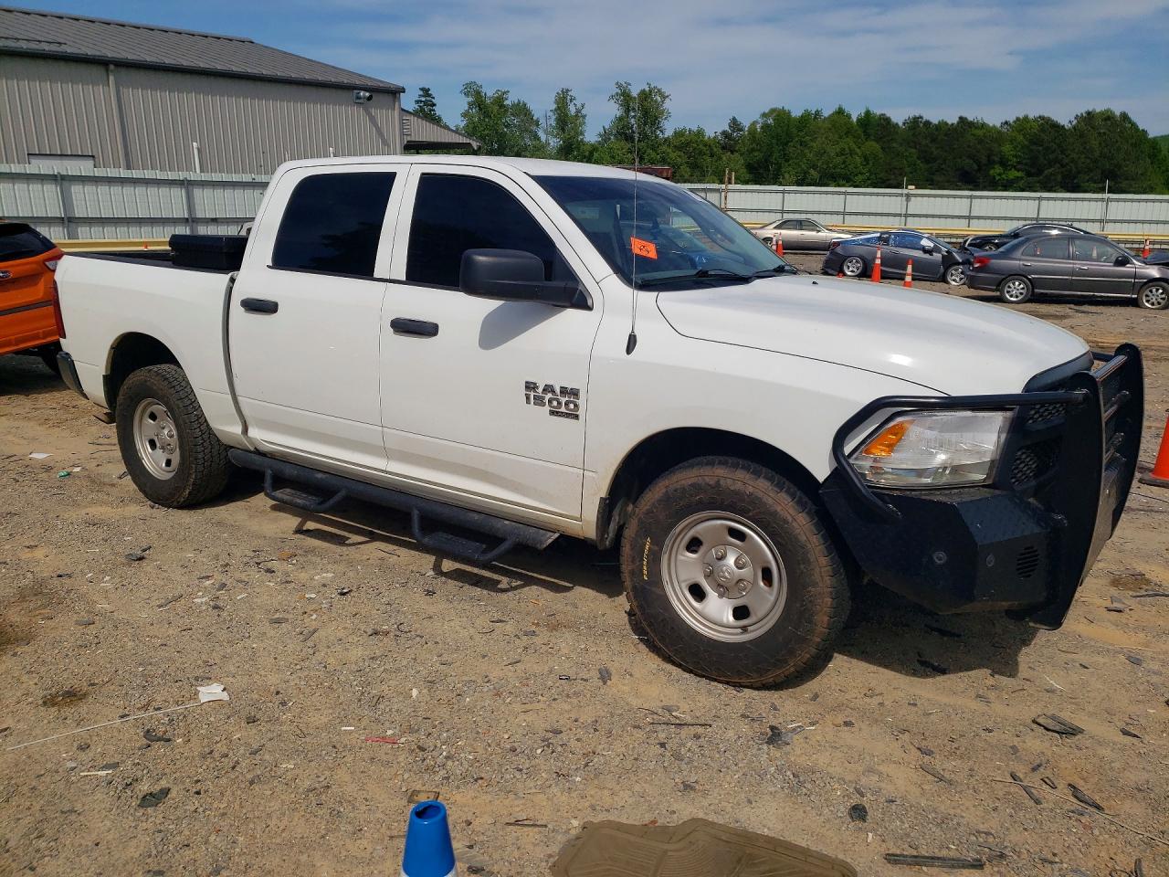 2019 RAM 1500 CLASSIC TRADESMAN photo 4