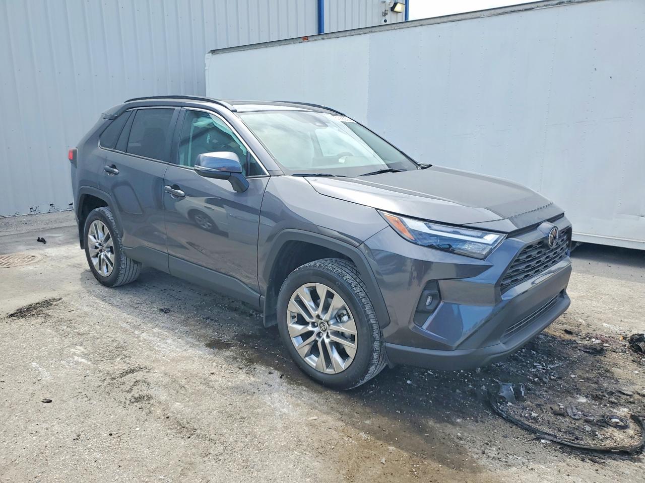 2024 TOYOTA RAV4 XLE PREMIUM photo 7