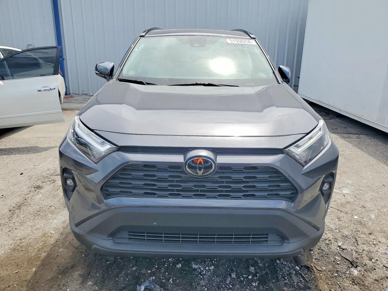 2024 TOYOTA RAV4 XLE PREMIUM photo 9